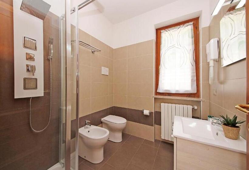 1 Bedroom Apartment Lake View, Residence Panorama La Forca, Gtsgroup