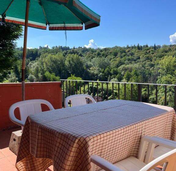 带2个卧室的公寓, La Vignola
