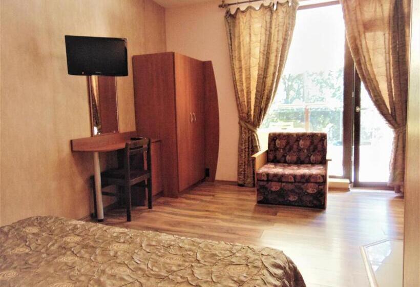 اتاق لوکس, Vila Gorski Kat