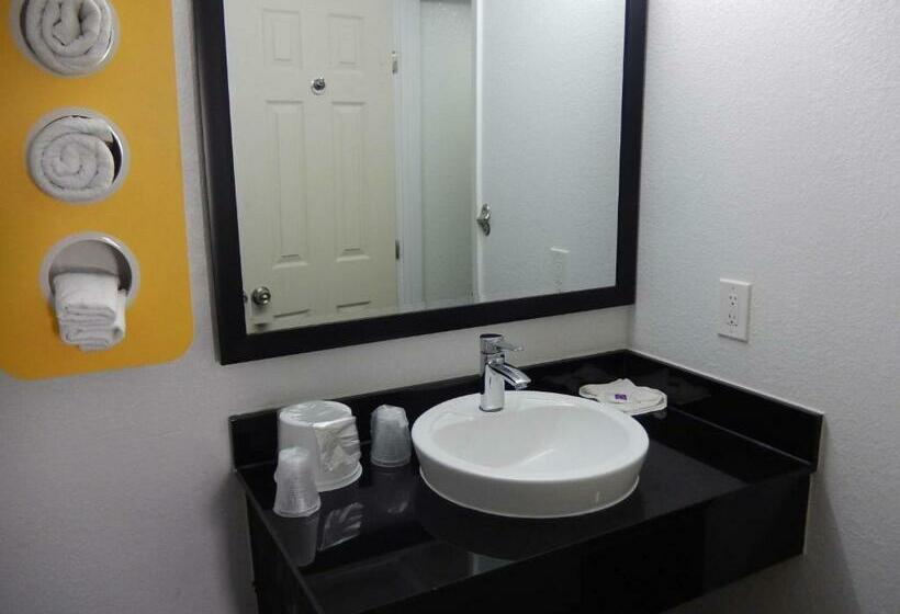 חדר דלוקס, Motel 6 Portland, Tx