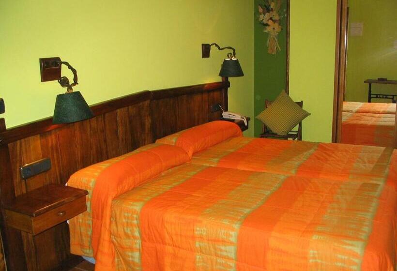 Номер Стандарт, Hostal Xaloa Orio