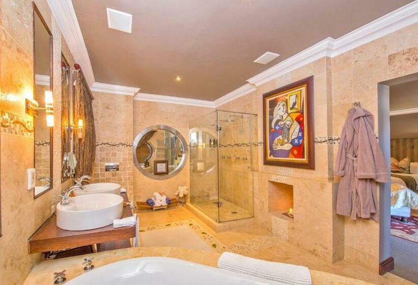 Люкс Повышенной Комфортности, Alexander Guest House