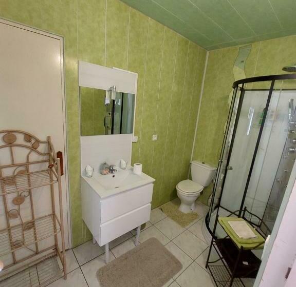 Номер Стандарт, Chambres Les Salles