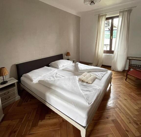 Апартаменты 2 Спальни, Villa Streintz