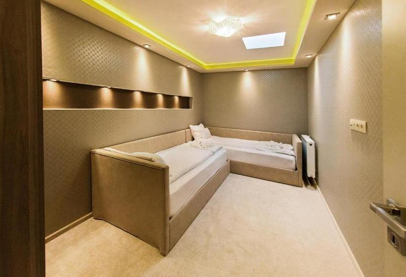Апартаменты Deluxe 1 Спальня, La Pergola & Prestige Panzió