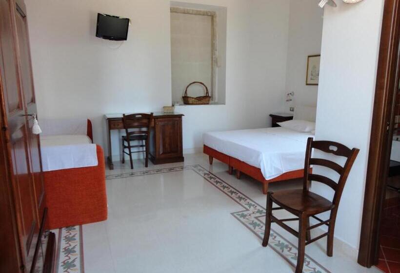 اتاق لوکس, Agriturismo La Taverna