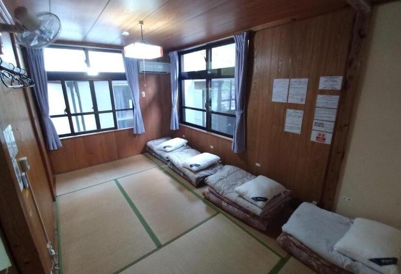 4인용 스탠다드 룸, Kerama Backpackers