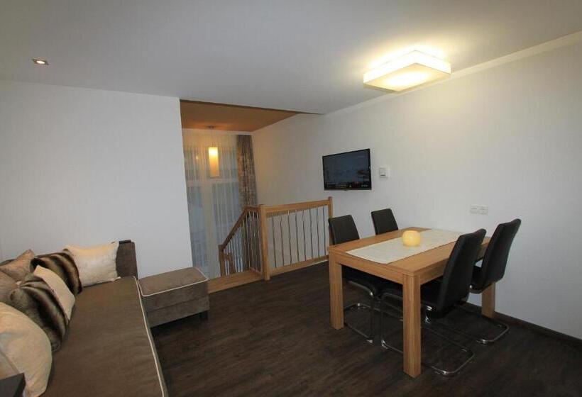 דירת דופלקס בת חדר שינה 1, Relax Apartments