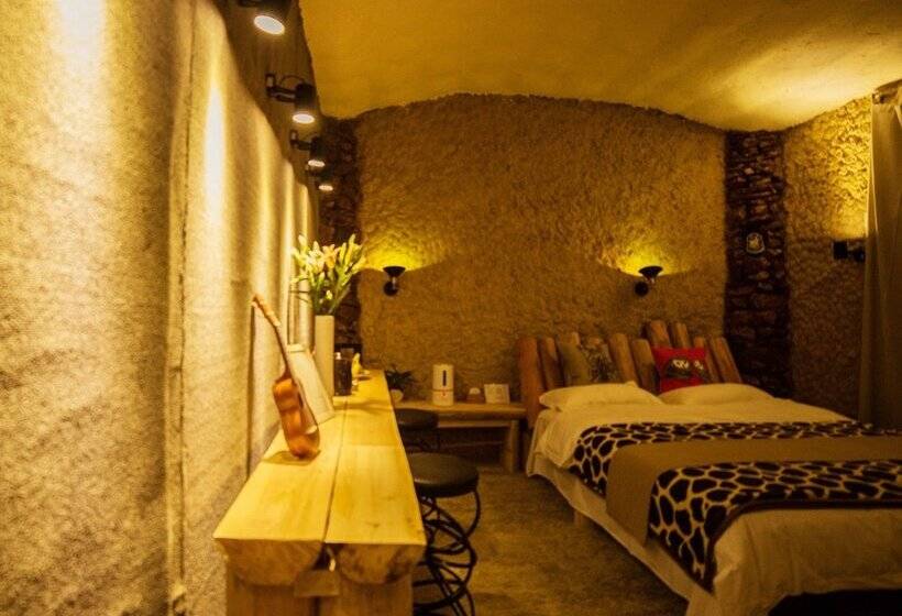 Номер Стандарт, Shangri La City Art Stack Forty Seven Other Inn