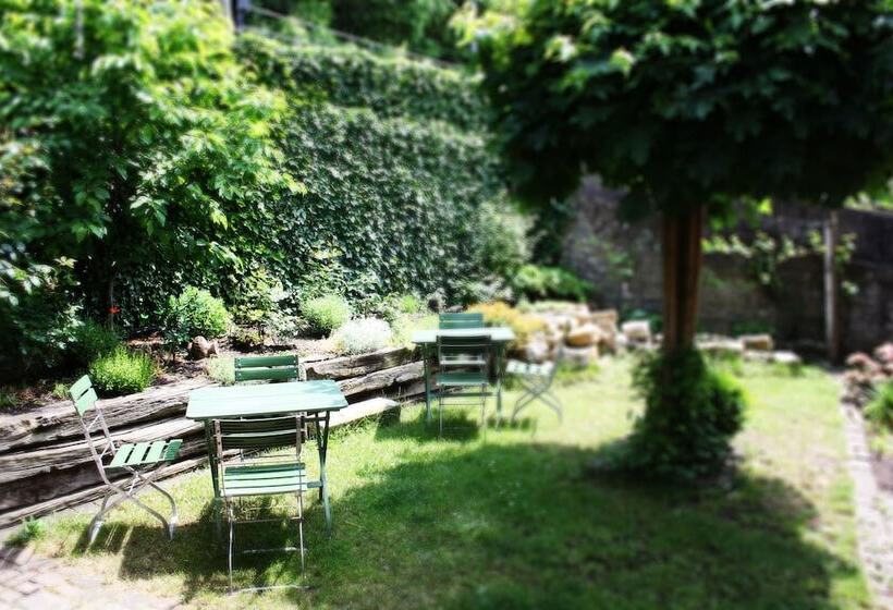 스탠다드 스튜디오 정원 전망, Brunnenhof Randersacker  Das Kleine