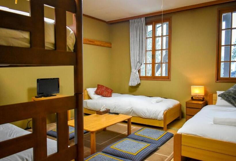 اتاق استاندارد چهارنفره با سرویس بهداشتی مشترک, Kizuna Lodge & Bbq Centre