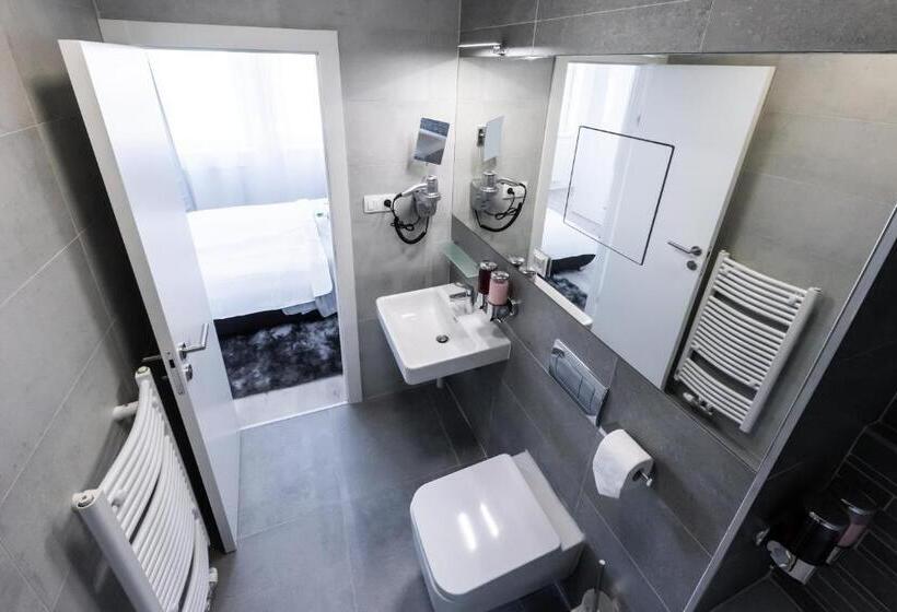 اتاق استاندارد, More Than Accommodation