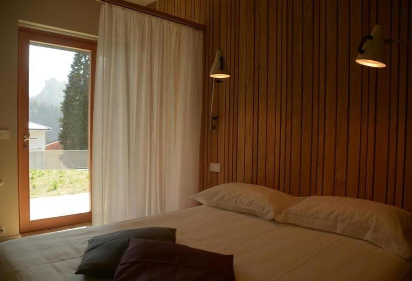Номер Стандарт, Releven Guest House