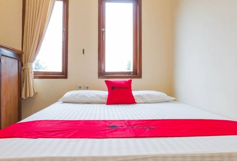 Номер Стандарт, Reddoorz Near Pasar Pagi Cirebon 2