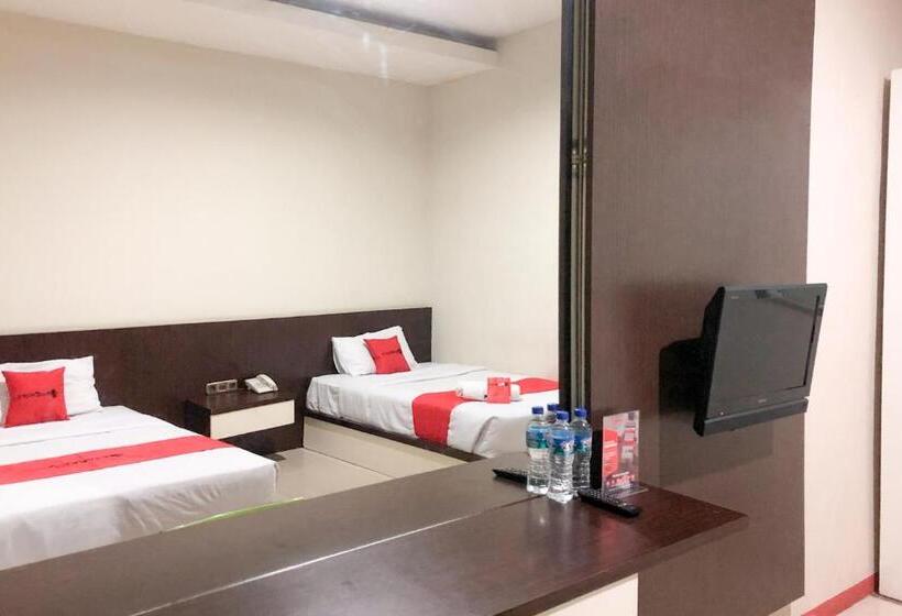 Номер Стандарт, Reddoorz Near Pantai Pede