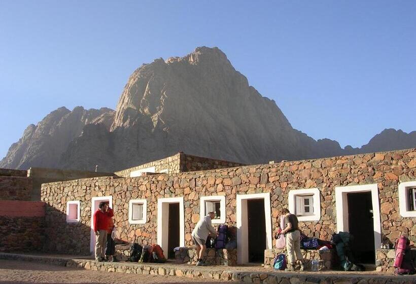 اتاق استاندارد با چشم‌انداز کوهستان, Sheikh Mousa Bedouin Camp