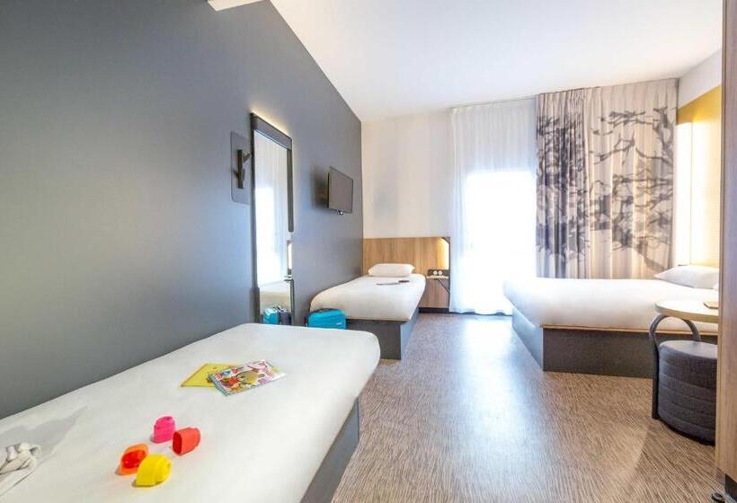 Четырехместный Номер Стандарт, B&b Hotel Sainte Maxime Golfe De Saint Tropez