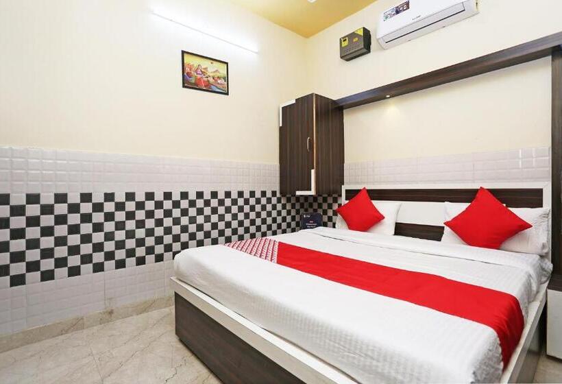 基本间, Oyo 30451 Hotel Yaduvanshi