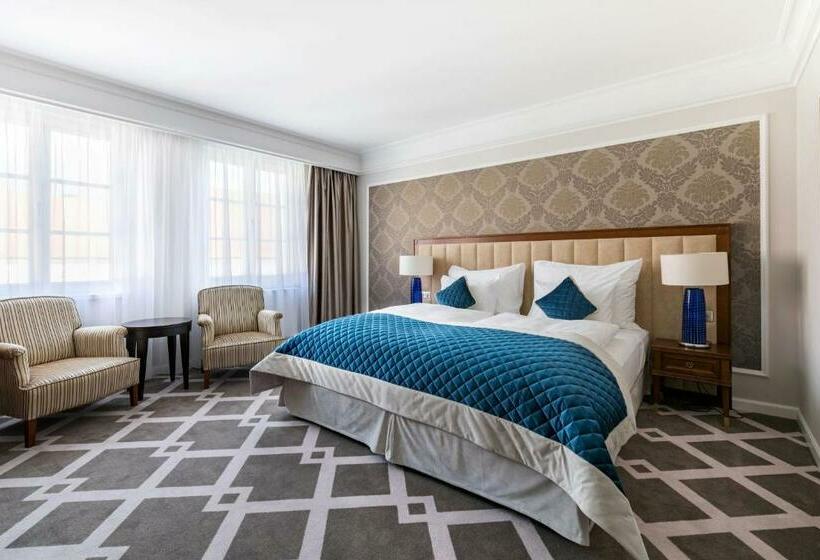 Номер Премиум, Palace Art Hotel Pezinok