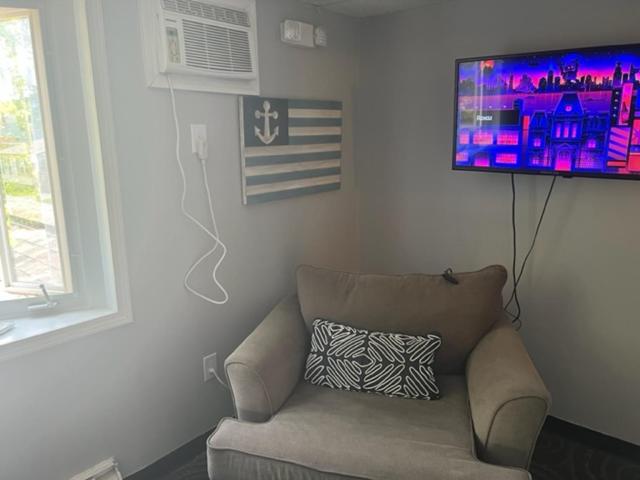 Семейный Номер, Carbone S Beachside Guest Rooms