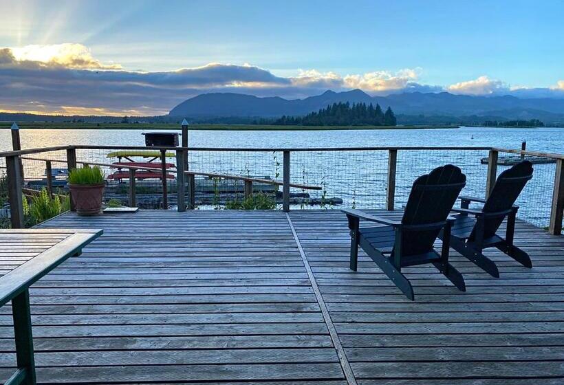 Стандартный Номер Кровать Кинг, Wheeler On The Bay Lodge And Marina