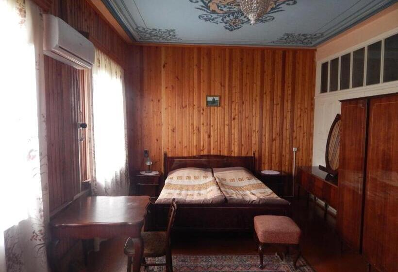 اتاق استاندارد, Savanna House Jvari