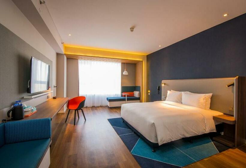 اتاق استاندارد با تخت بزرگ, Holiday Inn Express Yinchuan Downtown, An Ihg