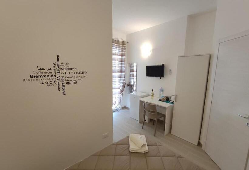 Номер Economy, In Centros Vicino Cefalu Selfchekin