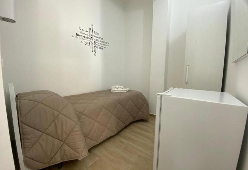 Четырехместный Номер Стандарт, In Centros Vicino Cefalu Selfchekin