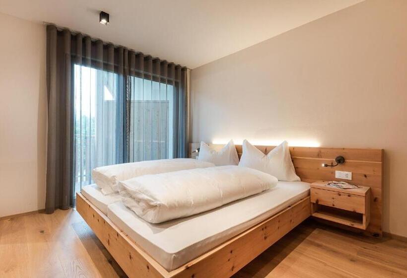 Номер Стандарт с Балконом, Aparthotel Abiná Lana Höhe