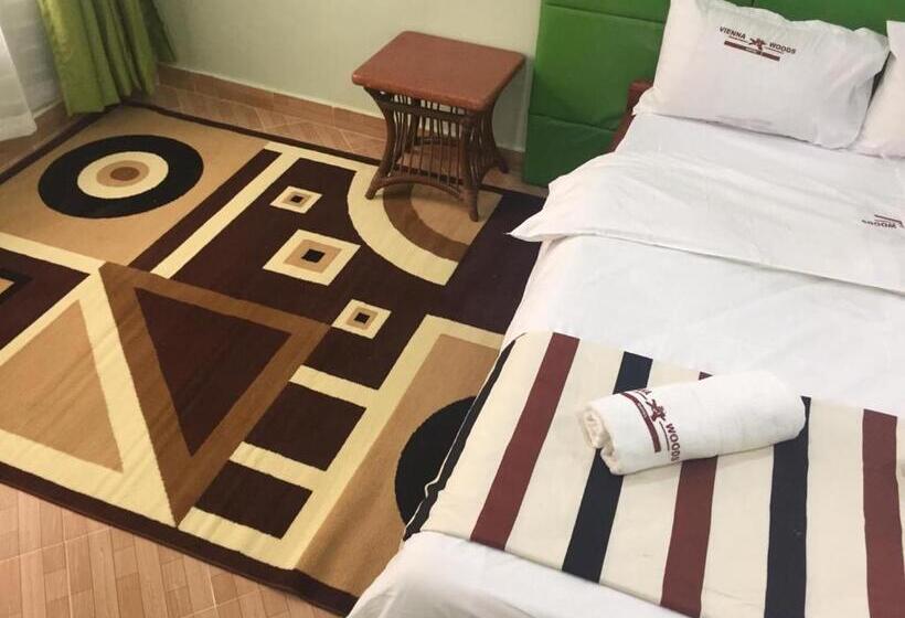 اتاق استاندارد یک نفره, Vienna Woods Hotel Nakuru