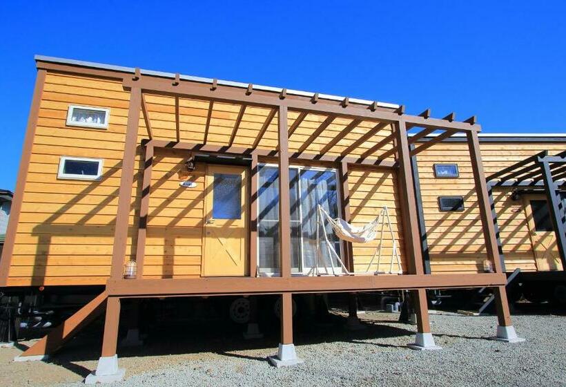 高级三人间, Tiny House Hotel Moritabby
