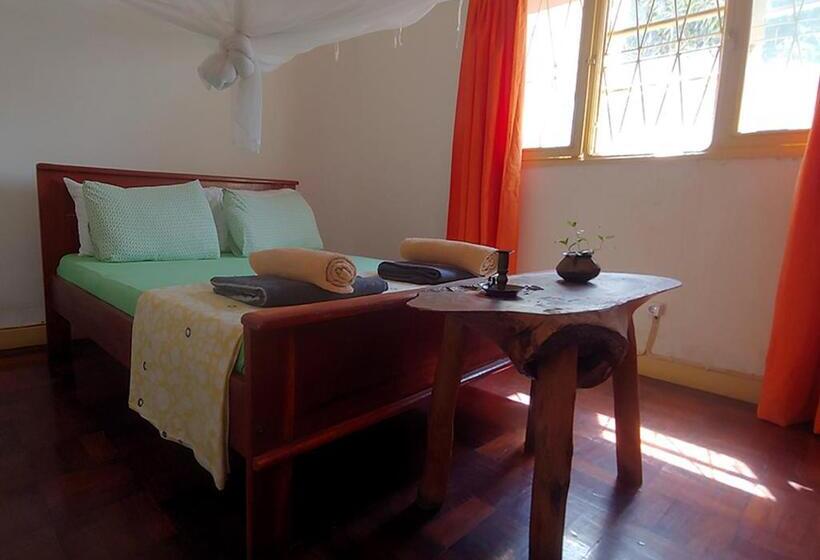 스탠다드 룸 공동 욕실, Ruby   Casa De Hospedes   Backpackers
