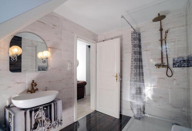Апартаменты 1 Спальня, Designpension Traumschloss Hotel Garni