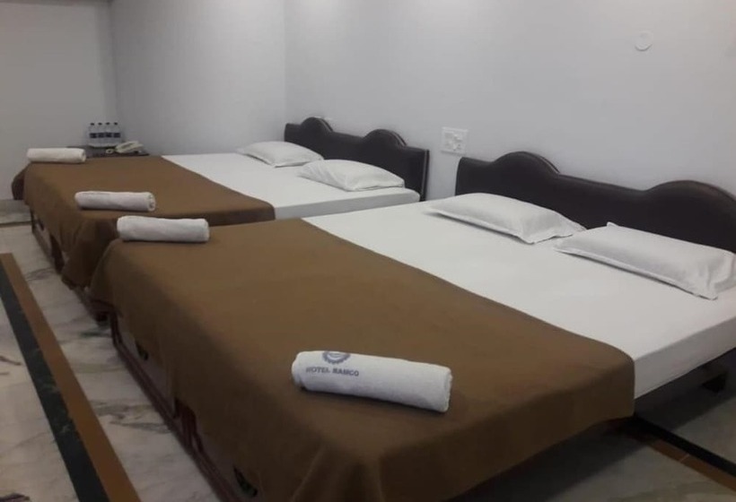 Четырехместный Номер Deluxe, Ramco Residency A/c