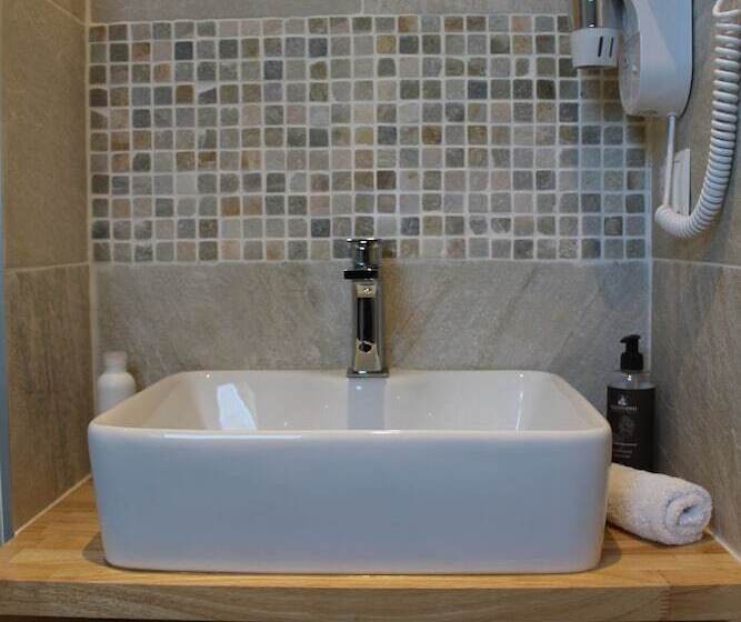 اتاق استاندارد, Manoir Du Moustoir   Hôtel Les Empreintes
