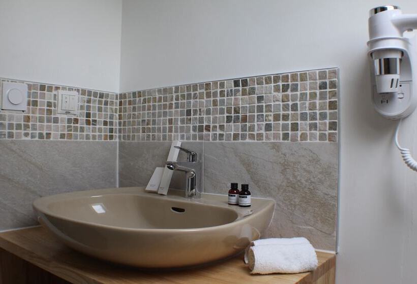 اتاق استاندارد, Manoir Du Moustoir   Hôtel Les Empreintes