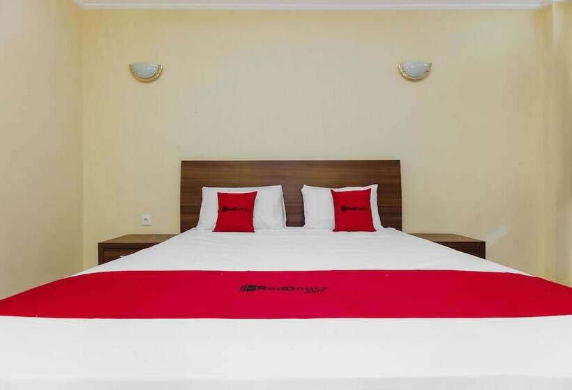 Номер Стандарт, Reddoorz Near Taman Samarendah