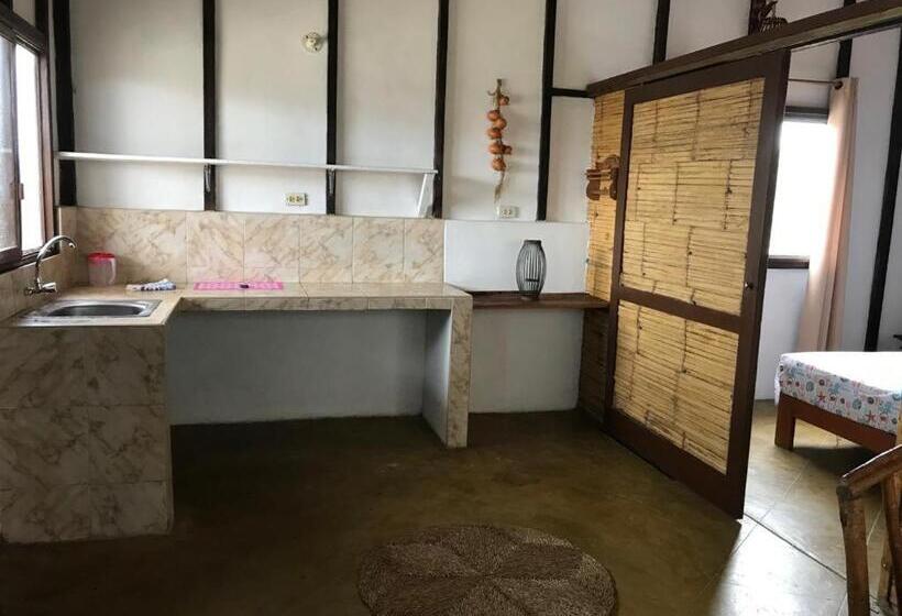 스탠다드 방갈로, Maria Jose Bungalows