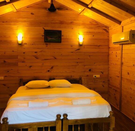 Номер Deluxe с Балконом, Palolem Luxuries Beach Cottages