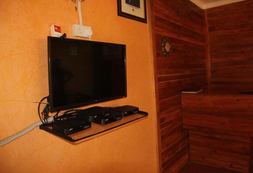 اتاق لوکس با بالکن, Saltek Forest Cottages