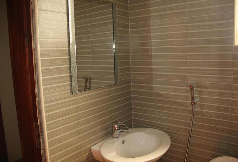 اتاق لوکس با بالکن, Saltek Forest Cottages