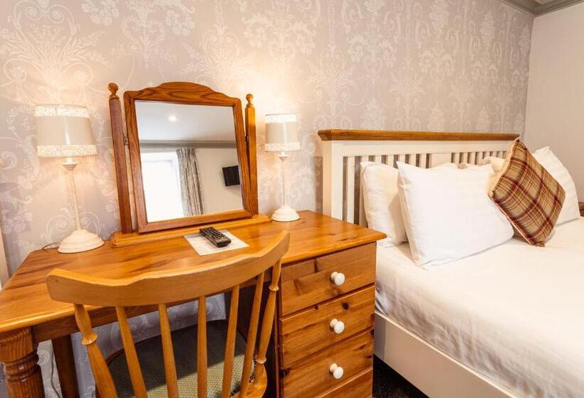 חדר סטנדרט לשלושה, Manor House Hotel Holy Island
