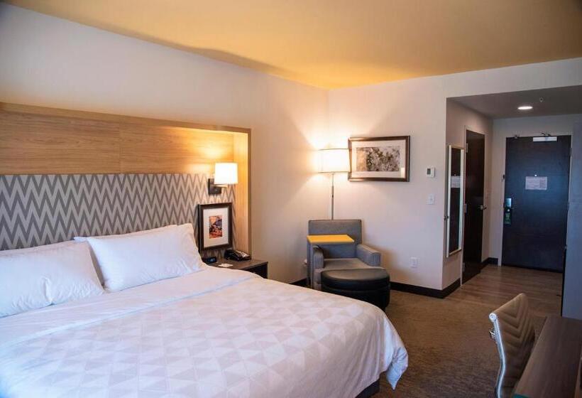 带大床的标准间, Holiday Inn & Suites   Savannah Airport   Pooler, An Ihg