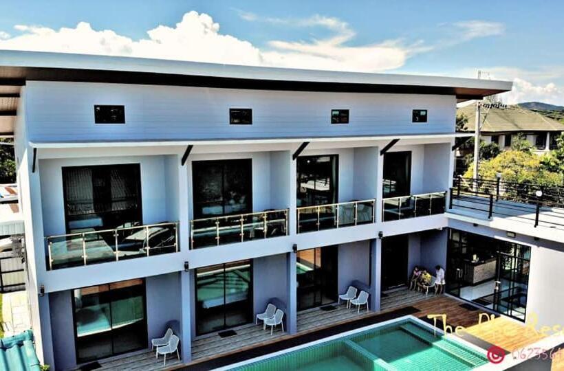 Номер Deluxe, The Phu Resort