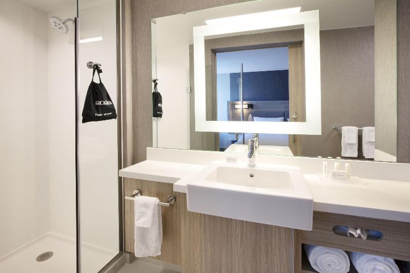 سوئیت با تخت بزرگ, Springhill Suites By Marriott Hampton Portsmouth