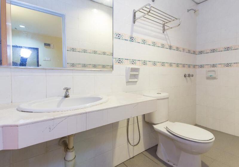 Номер Стандарт, Oyo 472 Comfort Hotel 1