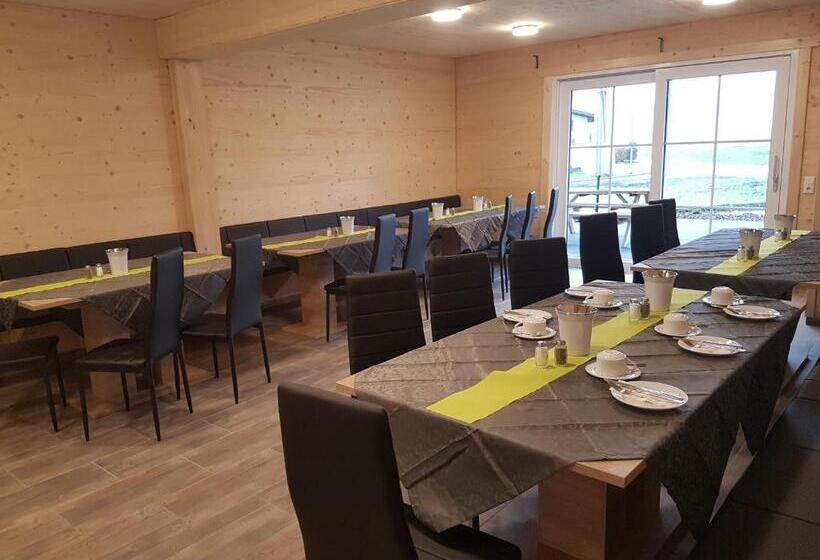 Номер Стандарт, Gästehaus Am Hahnenkamm