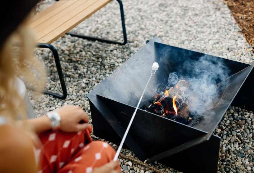 디럭스 룸, Autocamp Yosemite