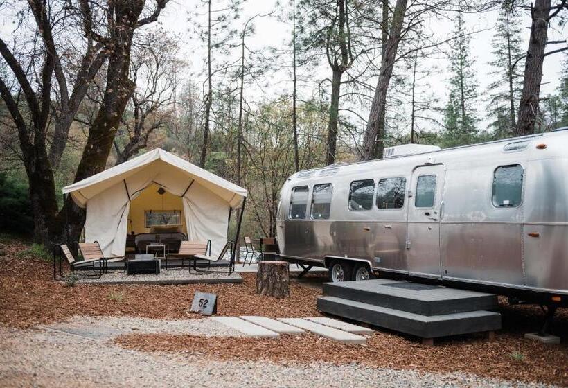 디럭스 트리플 룸, Autocamp Yosemite